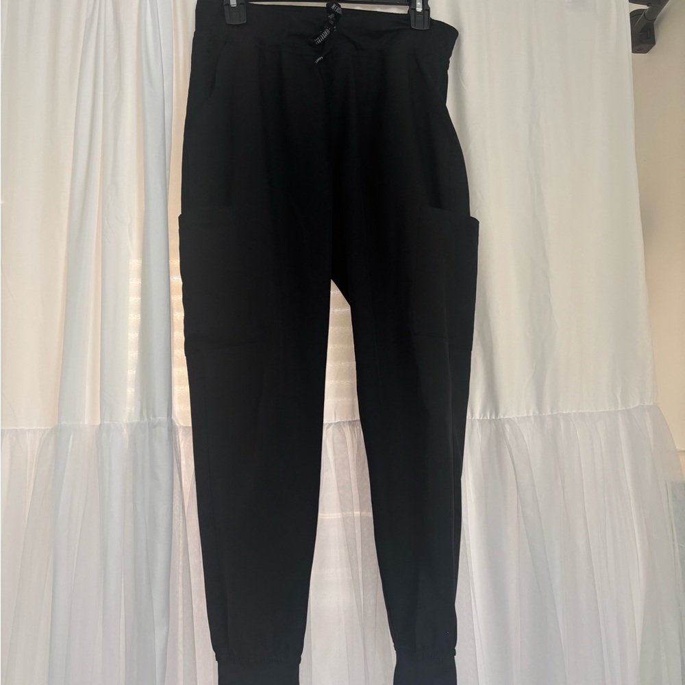 Med Couture Insight Black Jogger Scrub Pants. medium